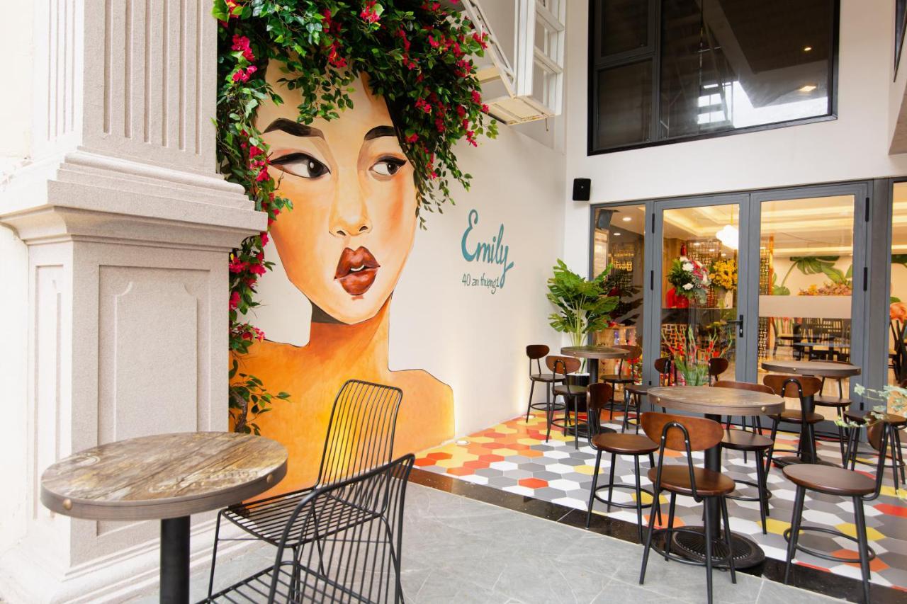 Emily Hotel & Apartment Đà Nẵng Exterior foto
