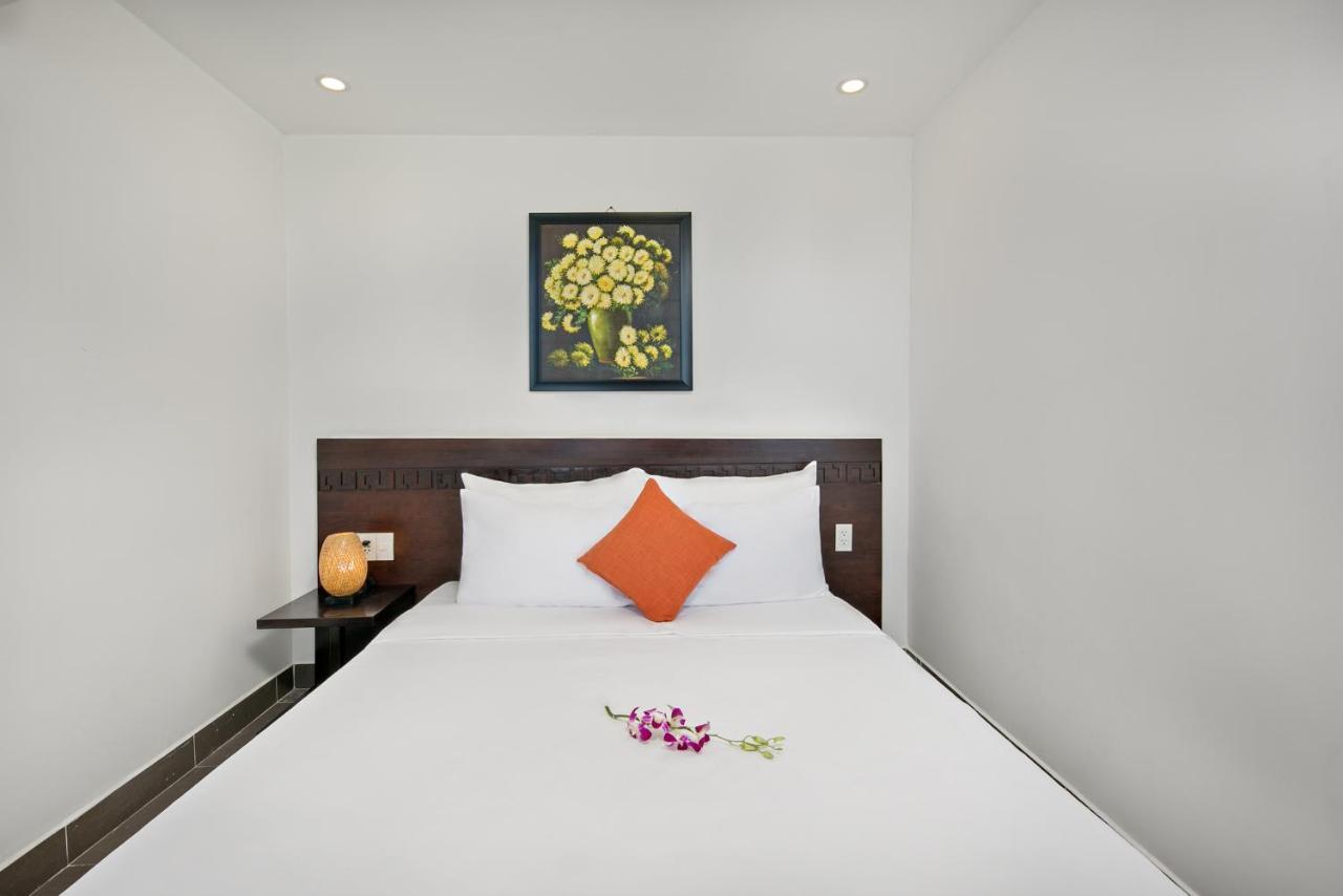 Emily Hotel & Apartment Đà Nẵng Exterior foto