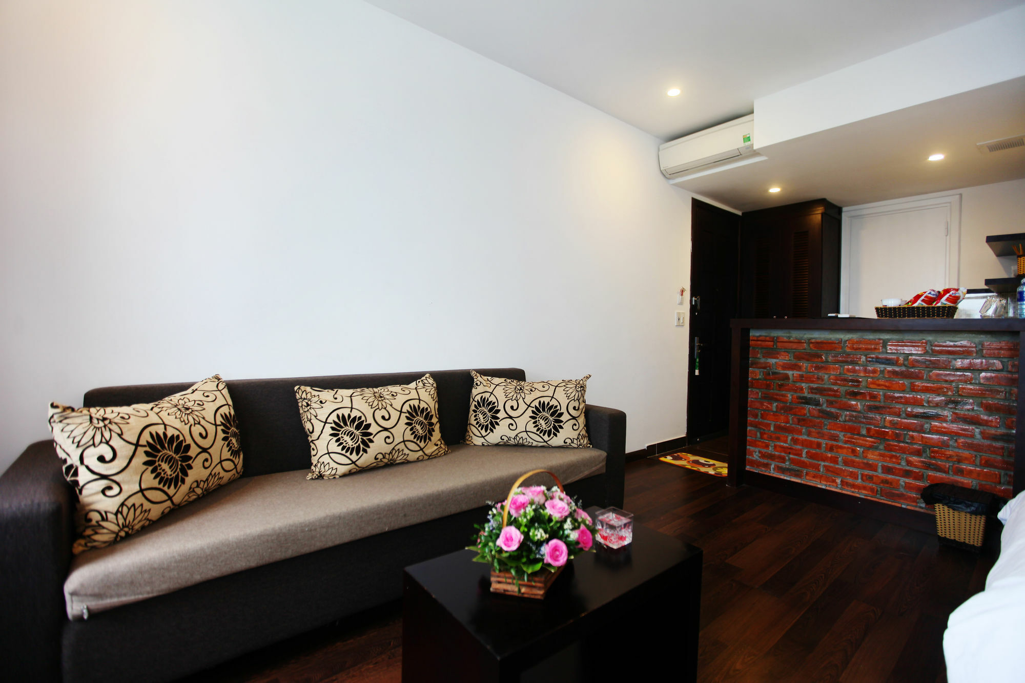 Emily Hotel & Apartment Đà Nẵng Exterior foto